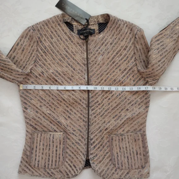 New 🎀 Bagatelle leather zip front fitted jacket patch pockets